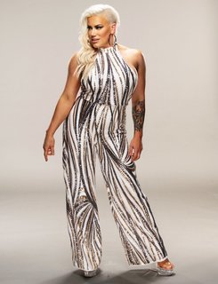 Taya Valkyrie feet photo 3