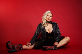 Taya Valkyrie feet photo 12