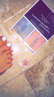 Taylor Alesia feet photo thumbnail