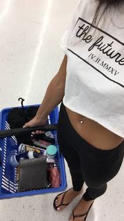 Taylor Alesia feet photo thumbnail