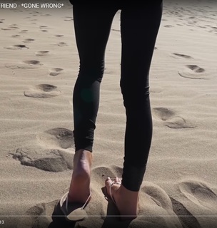 Taylor Alesia feet photo thumbnail