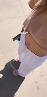 Taylor Alesia feet photo thumbnail