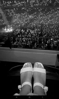 Taylor Alesia feet photo thumbnail