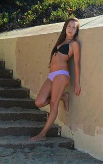 Taylor Atelian feet photo 6
