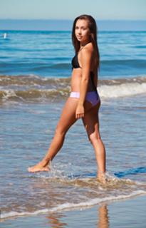 Taylor Atelian feet photo 19