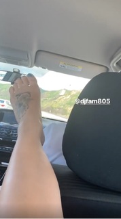 Taylor Atelian feet photo 17