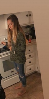 Taylor Atelian feet photo 14