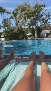 Taylor Atelian feet photo 11