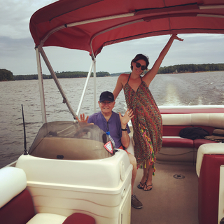 Taylor Cole feet photo thumbnail