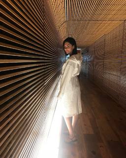 Taylor Cole feet photo thumbnail