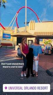 Taylor Cole feet photo thumbnail