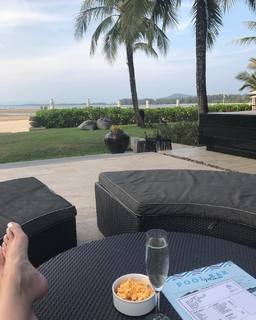 Taylor Cole feet photo thumbnail