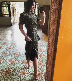 Taylor Cole feet photo thumbnail