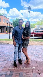 Taylor Cole feet photo thumbnail