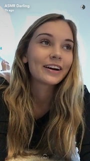 Taylor Darling feet photo 11