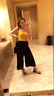 Taylor Darling feet photo 9