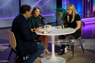 Taylor Darling feet photo 12
