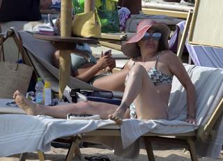 Taylor Dayne feet photo 5