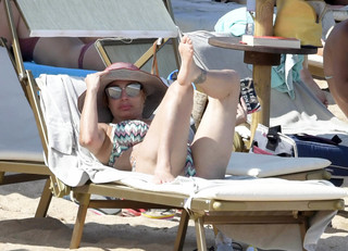 Taylor Dayne feet photo 4