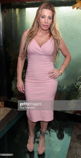 Taylor Dayne feet photo 4