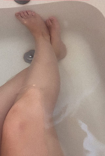 Taylor Dooley feet photo 14
