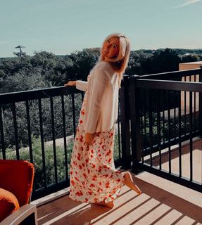 Taylor Dooley feet photo 19