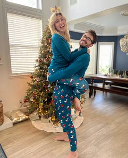 Taylor Dooley feet photo 3