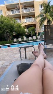 Taylor Grado feet photo 3