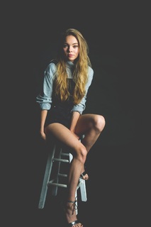Taylor Hickson feet photo 1