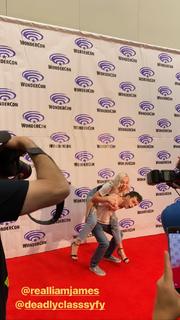 Taylor Hickson feet photo 19