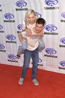 Taylor Hickson feet photo 11