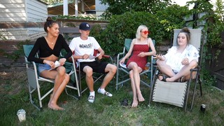 Taylor Hickson feet photo 5