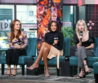 Taylor Hickson feet photo 4