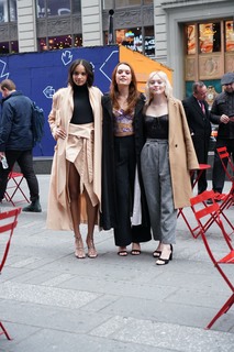 Taylor Hickson feet photo 17