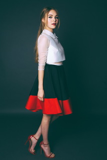 Taylor Hickson feet photo 11