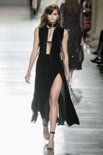Taylor Hill feet photo thumbnail