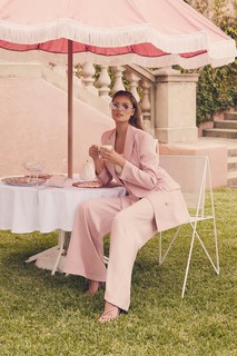 Taylor Hill feet photo thumbnail
