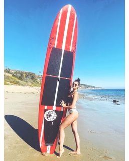 Taylor Hill feet photo thumbnail