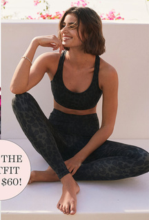 Taylor Hill feet photo thumbnail