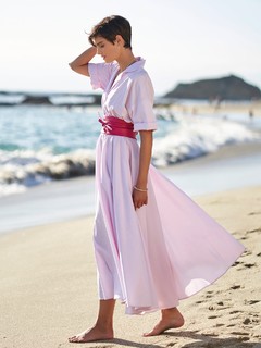 Taylor Hill feet photo thumbnail