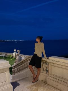 Taylor Hill feet photo 8