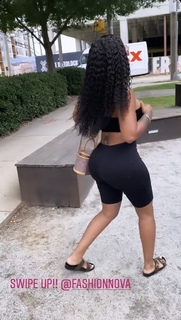 Taylor Hing feet photo thumbnail