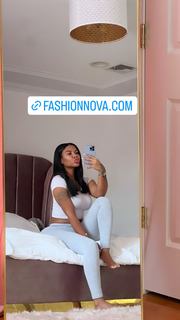 Taylor Hing feet photo thumbnail