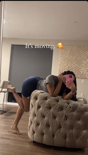 Taylor Hing feet photo thumbnail