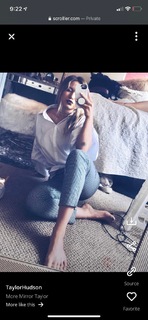 Taylor Hudson feet photo 9
