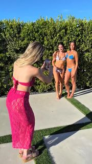 Taylor Hudson feet photo 11