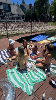Taylor Hudson feet photo 8