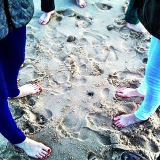 Taylor Lorenz feet photo 12