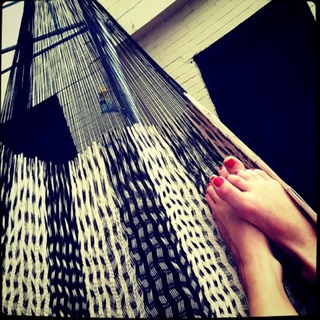 Taylor Lorenz feet photo 10