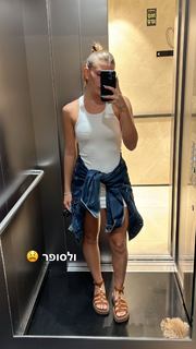 Taylor Malkov feet photo 20